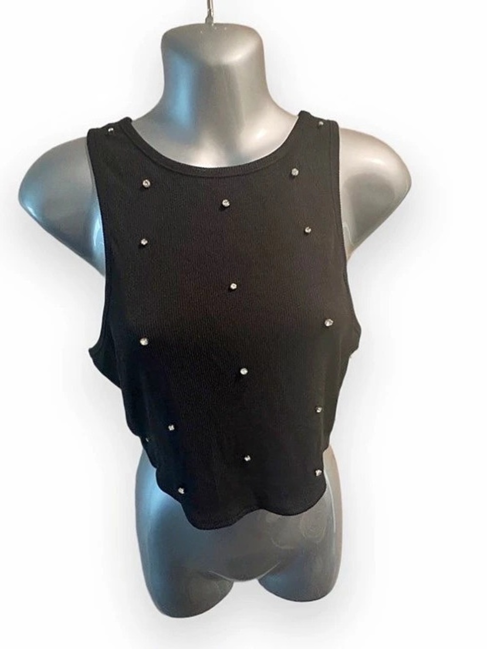 $45 VICI Studded Ribbed Crop Tank in Black Size Medium Like New